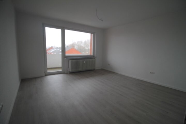 Emden: Barenburg - Entspannte Lebensqualität in moderner 2-Zimmer-Wohnung mit Balkon! 